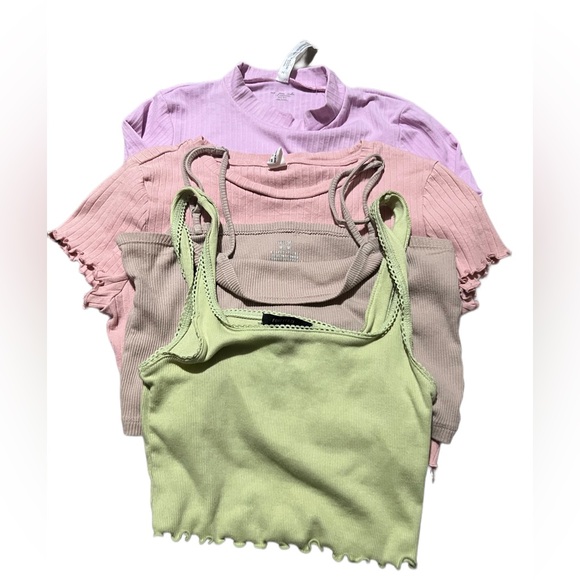 American Eagle Outfitters Tops - Bundle of 4 crop and cami tops sizes very S-M but the smalls fit like mediums